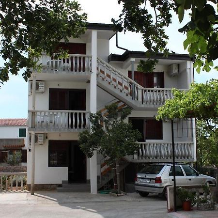 Apartments With A Parking Space Starigrad, Paklenica - 6618 Екстер'єр фото