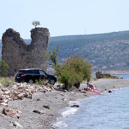 Apartments With A Parking Space Starigrad, Paklenica - 6618 Екстер'єр фото