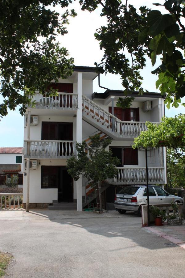 Apartments With A Parking Space Starigrad, Paklenica - 6618 Екстер'єр фото