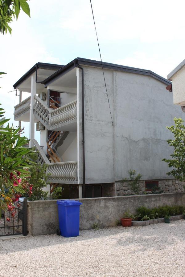 Apartments With A Parking Space Starigrad, Paklenica - 6618 Екстер'єр фото