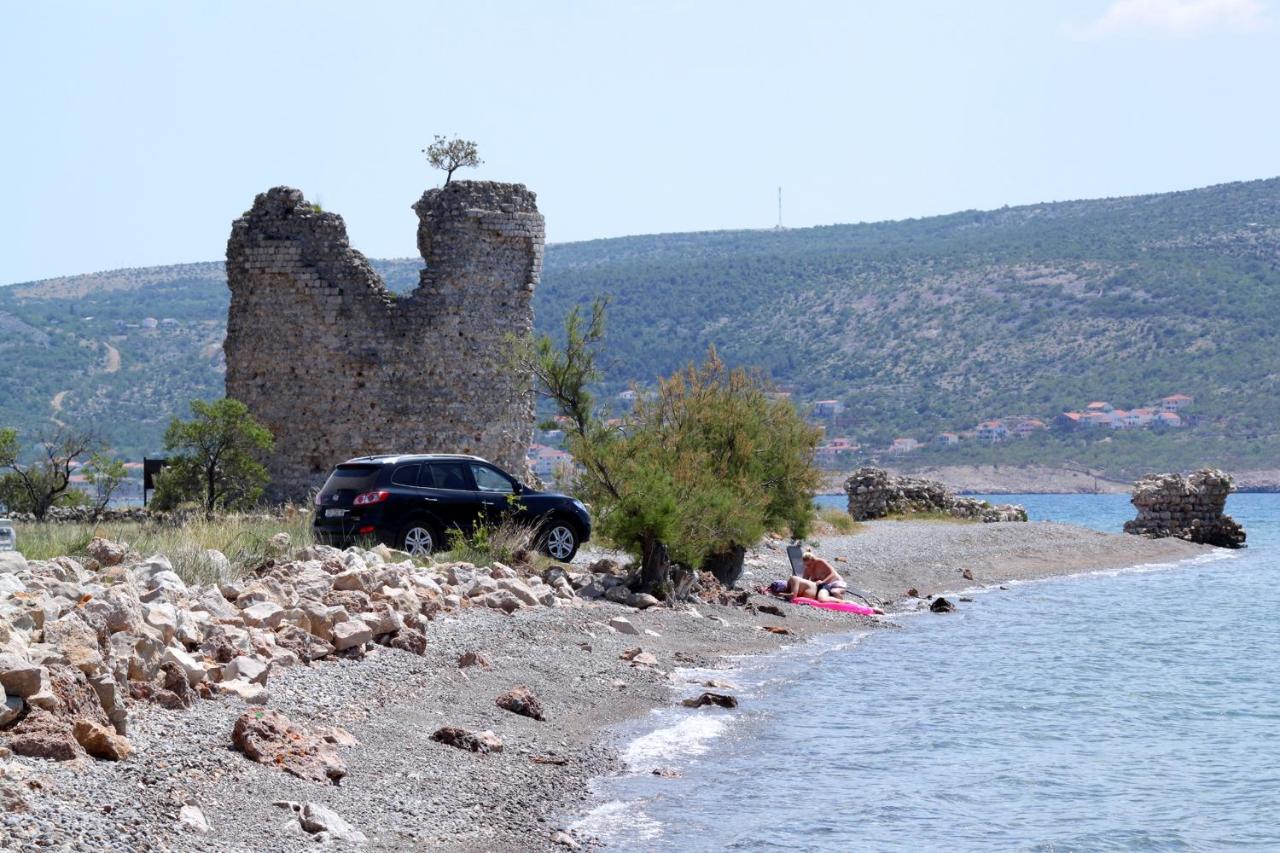 Apartments With A Parking Space Starigrad, Paklenica - 6618 Екстер'єр фото